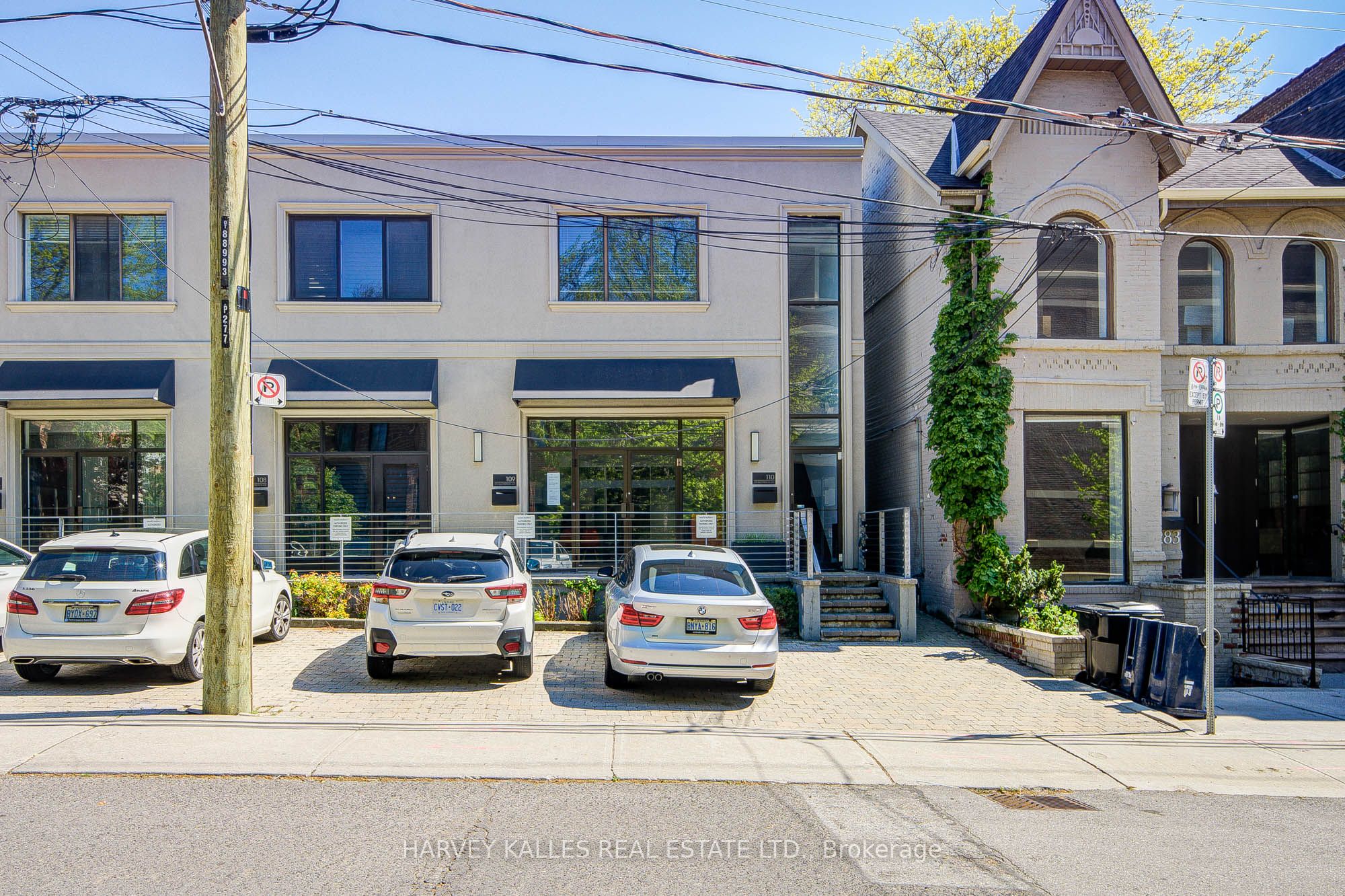 275 MacPherson Avenue 109