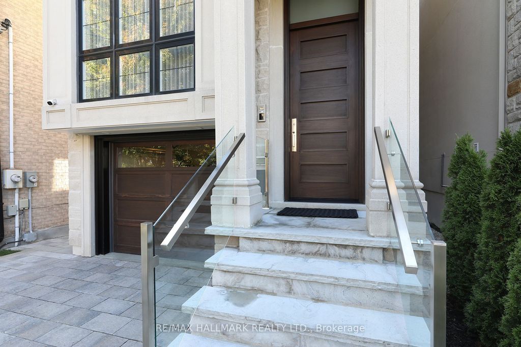 Photo of 159 Roe Avenue, Toronto, ON M5M 2J1 (MLS # C12425436)