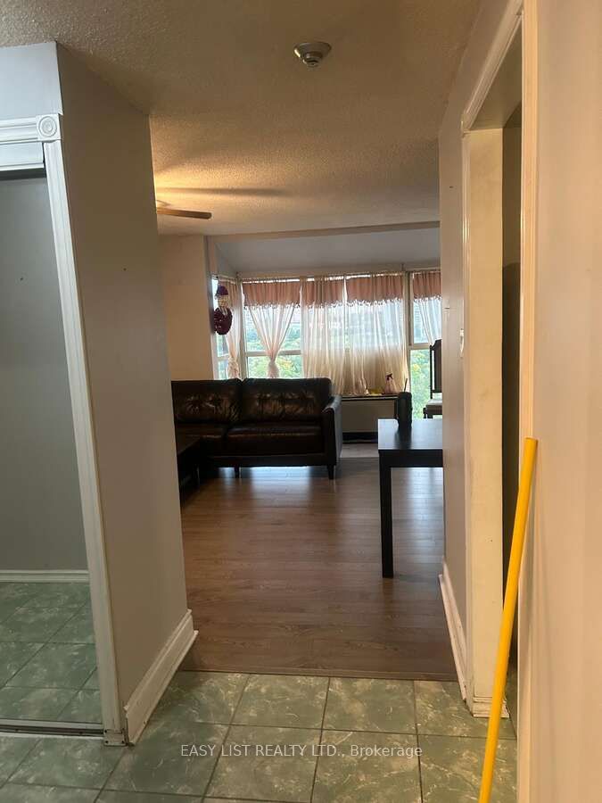 61 Markbrook Lane 910