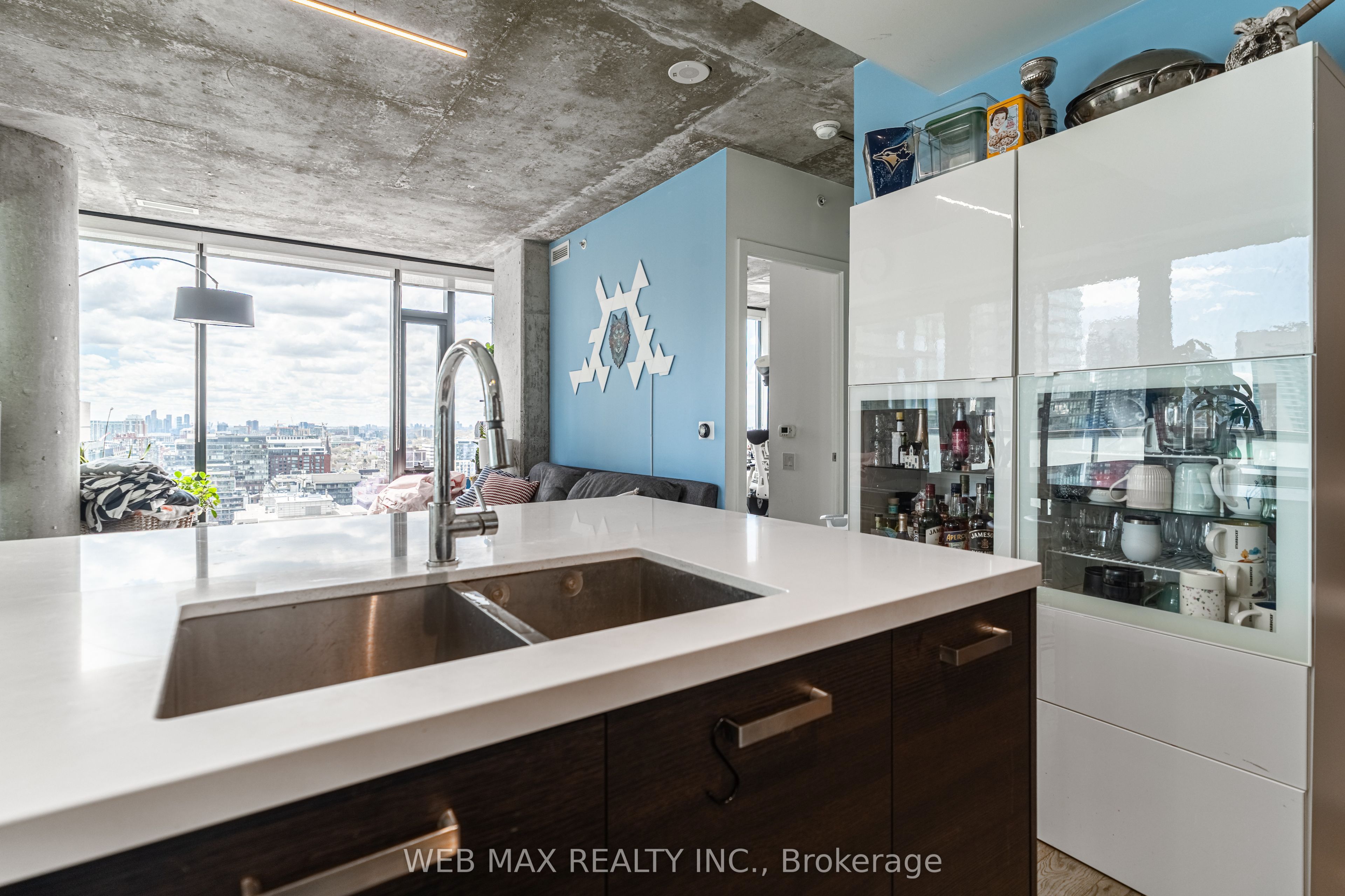 11 Charlotte Street 2102