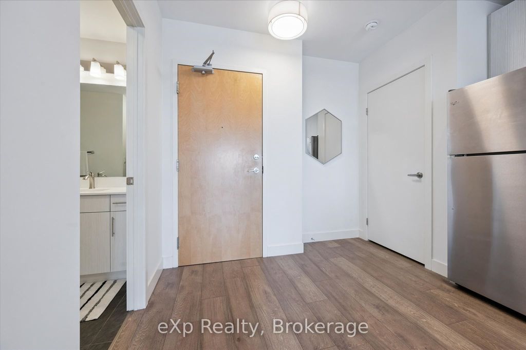 Photo of 1 Victoria Street S #1006, Kitchener, ON N2G 1G1 (MLS # X13032644)