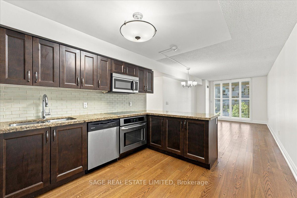 565 Wilsom Avenue W204