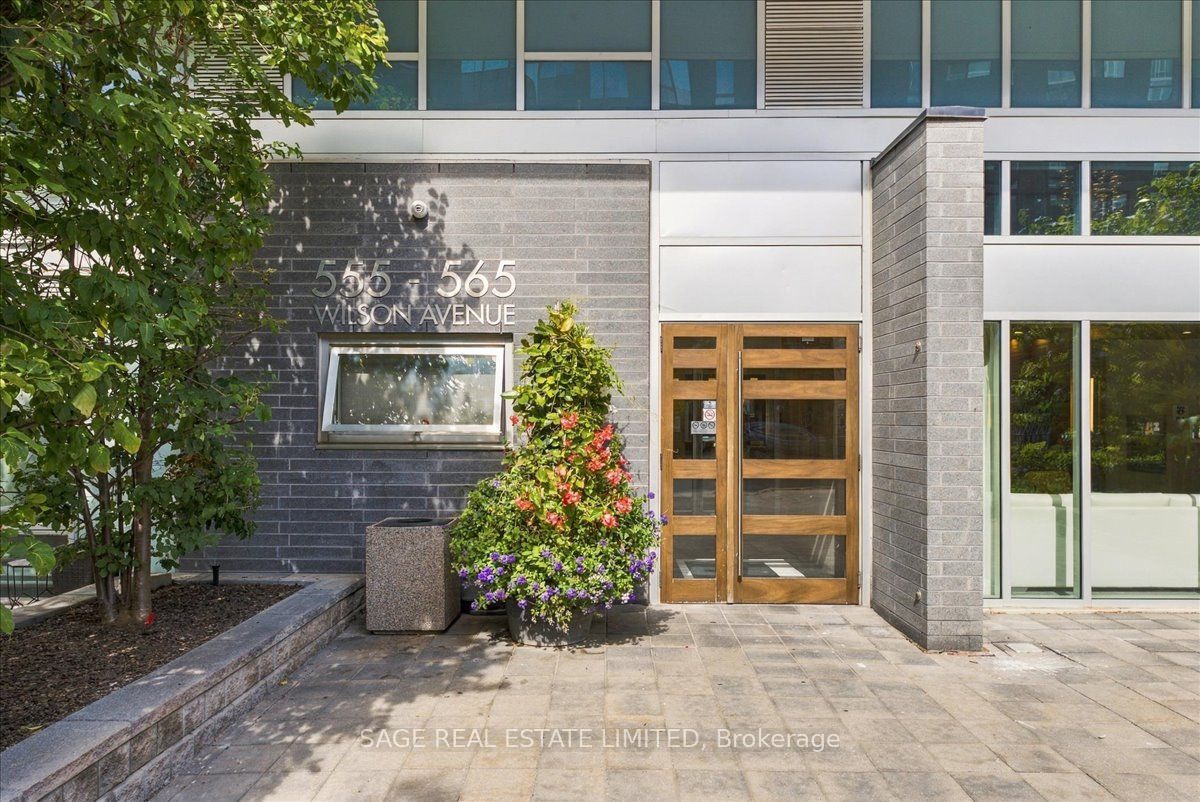565 Wilsom Avenue W204