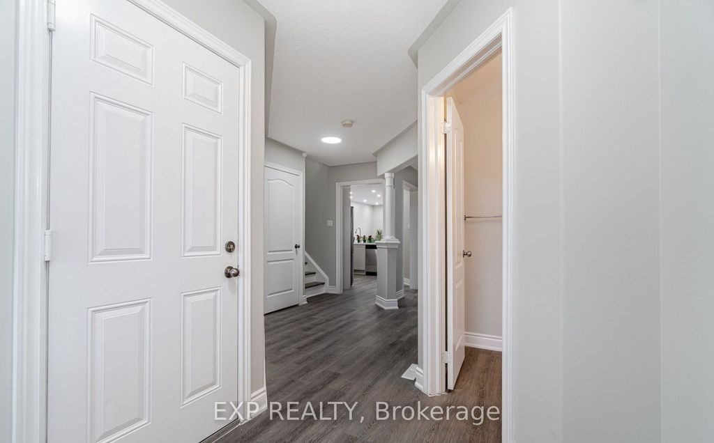 Photo of 15 Lynn Street, Bradford West Gwillimbury, ON L3Z 0B2 (MLS # N12645218)