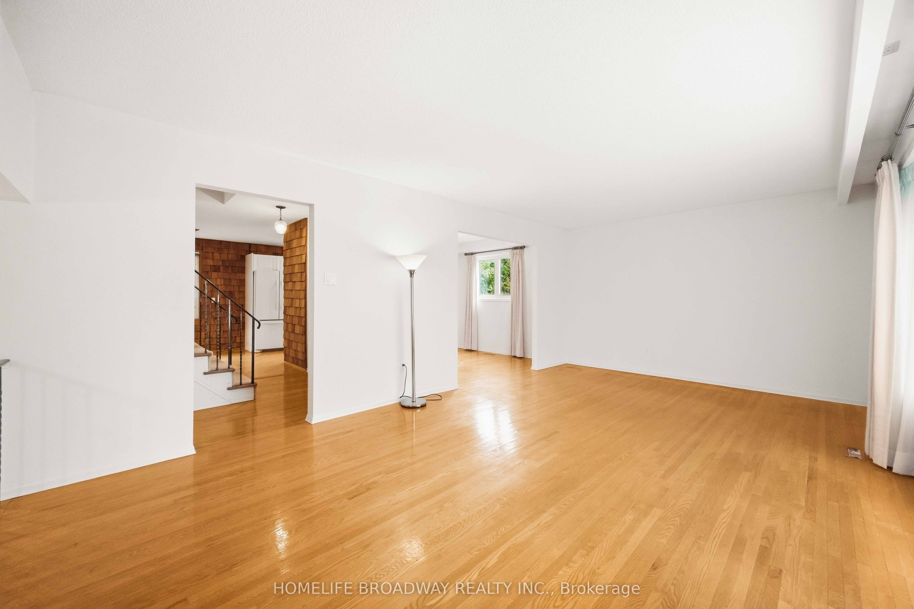 212 Bayview Fairways Drive