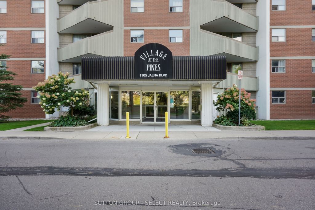Photo of 1105 Jalna Boulevard #1204, London South, ON N6E 2S9 (MLS # X12408084)