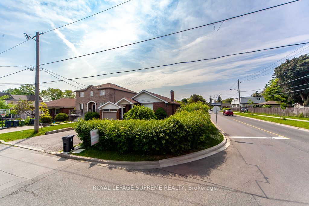 Photo of 109 Regina Avenue, Toronto, ON M6A 1R5 (MLS # C13040994)