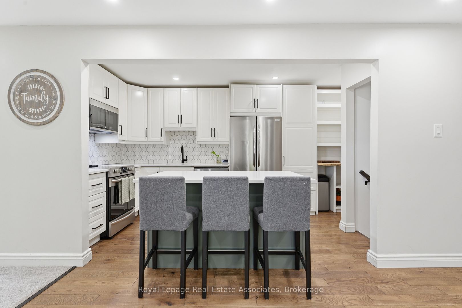 2333 Melissa Crescent