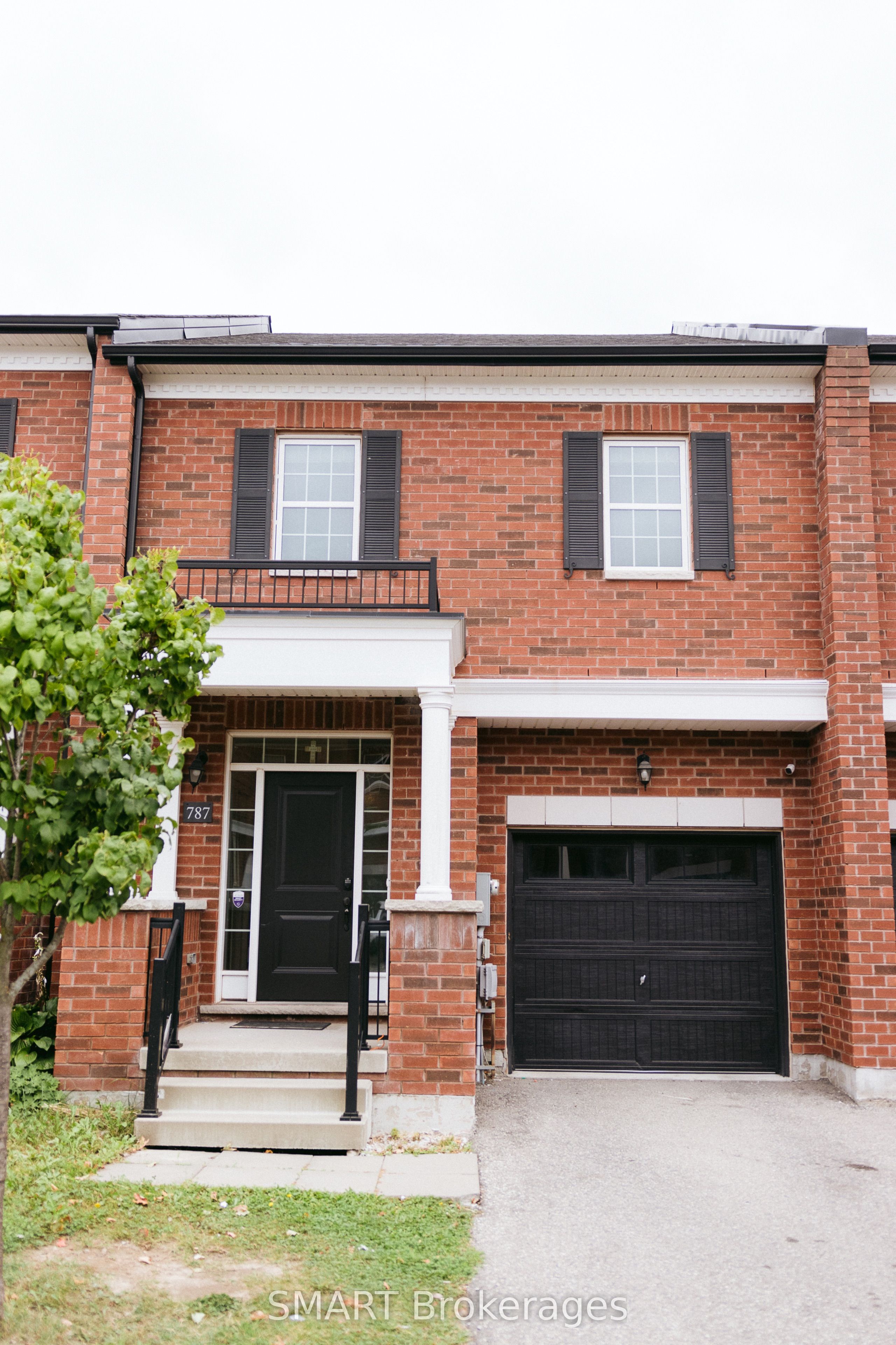 787 Banks Crescent