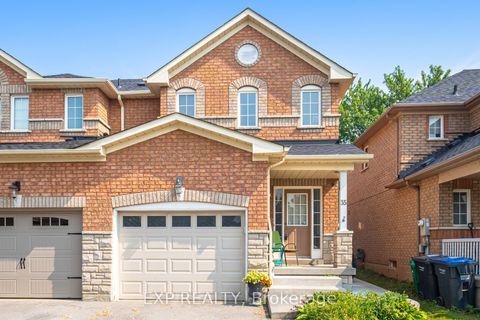 35 Prince Crescent Brampton ON L7A 2C8