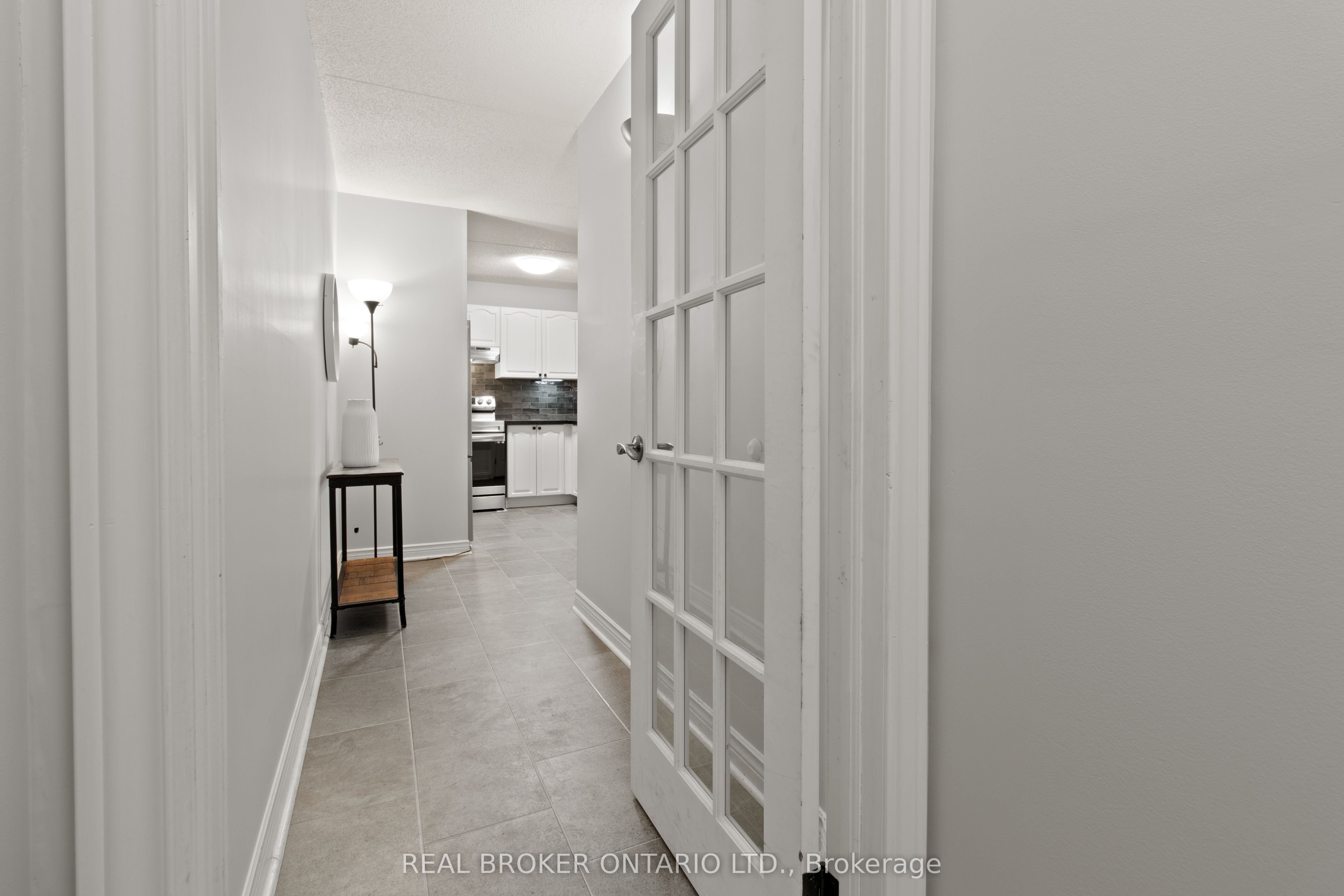 2010 Cleaver Avenue 214