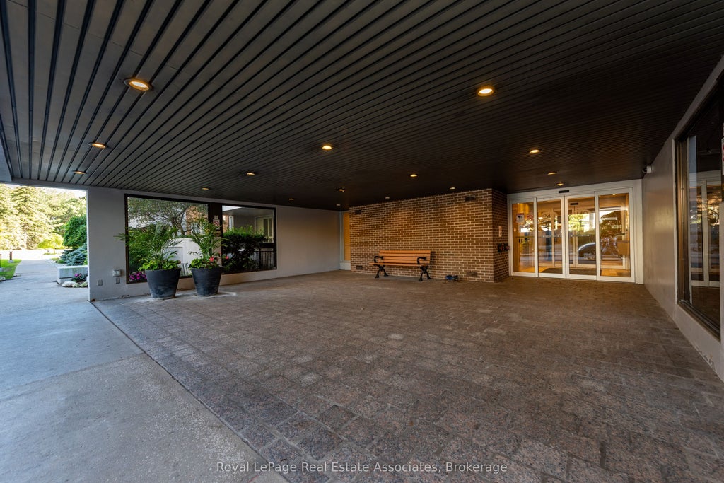 Photo of 240 Scarlett Road #1906, Toronto, ON M6N 4X4 (MLS # W13798080)