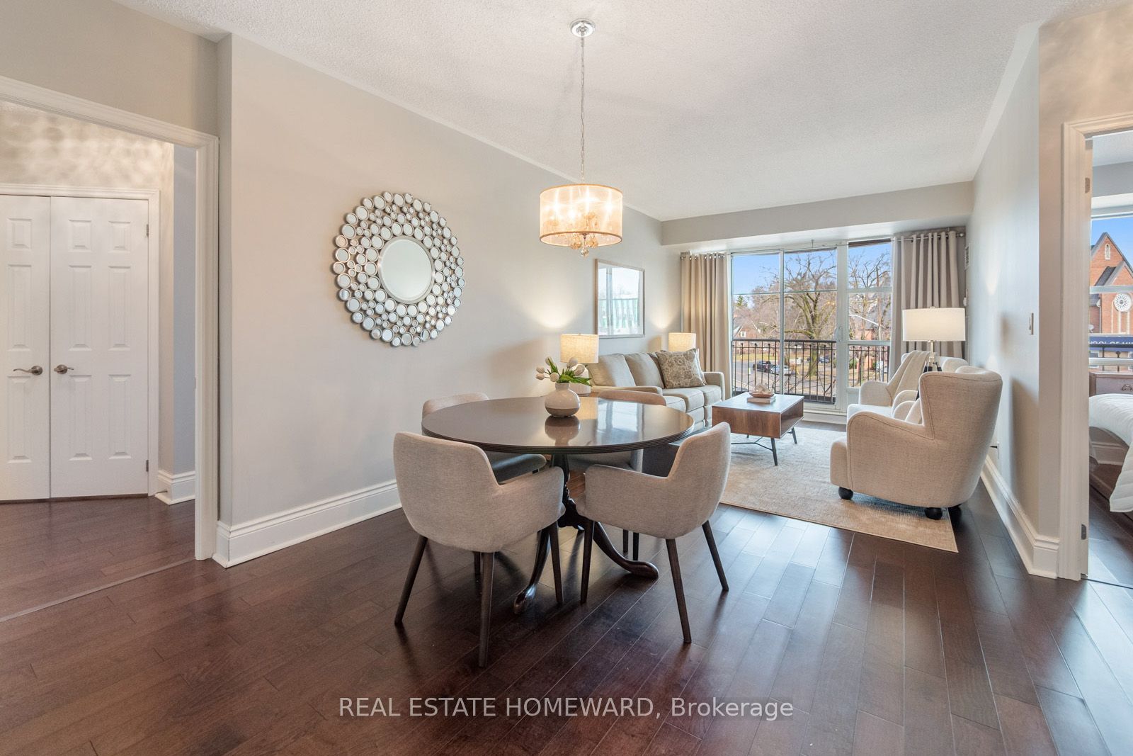 3085 Bloor Street W 312