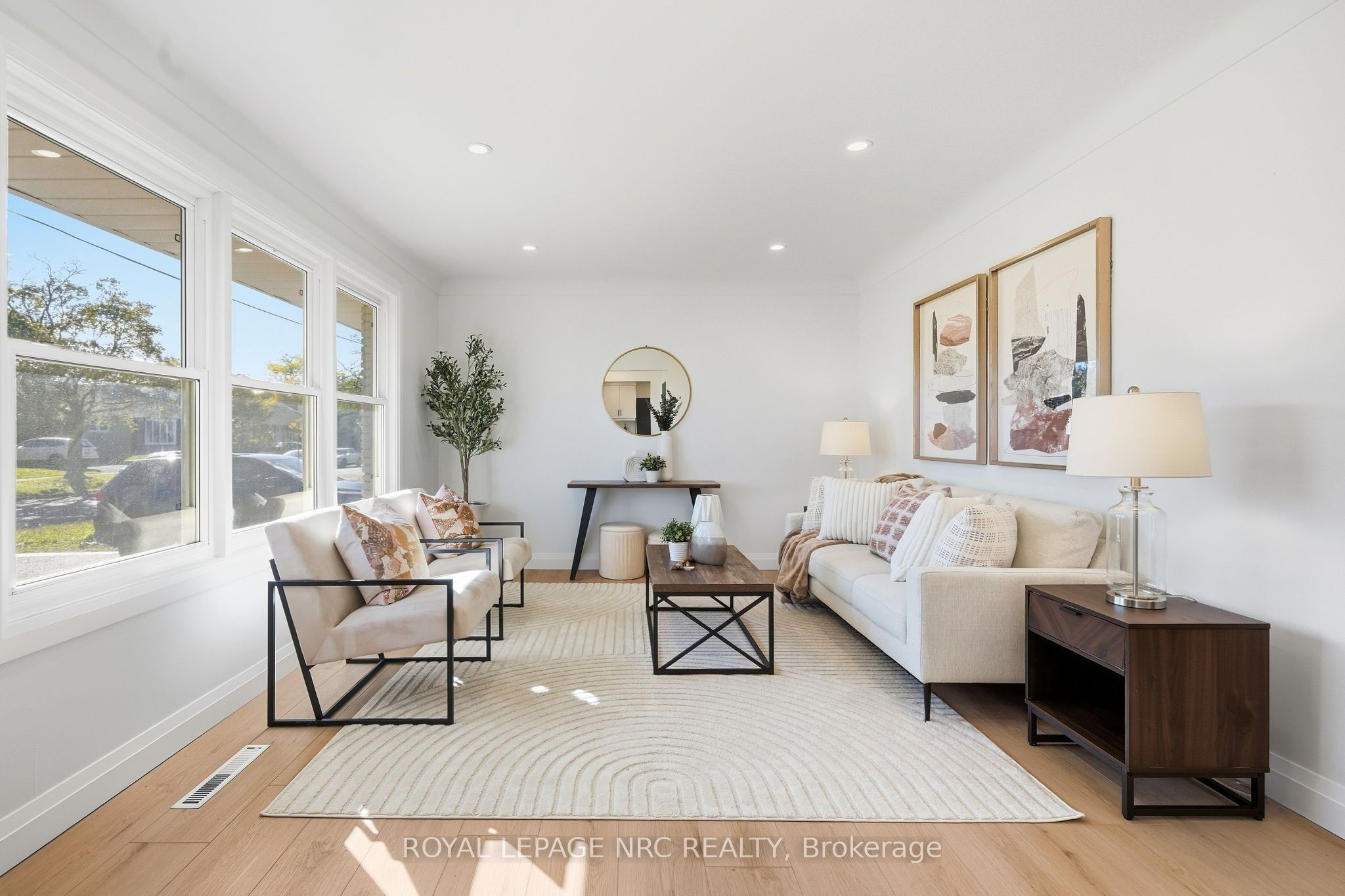 106 JACOBSON Avenue