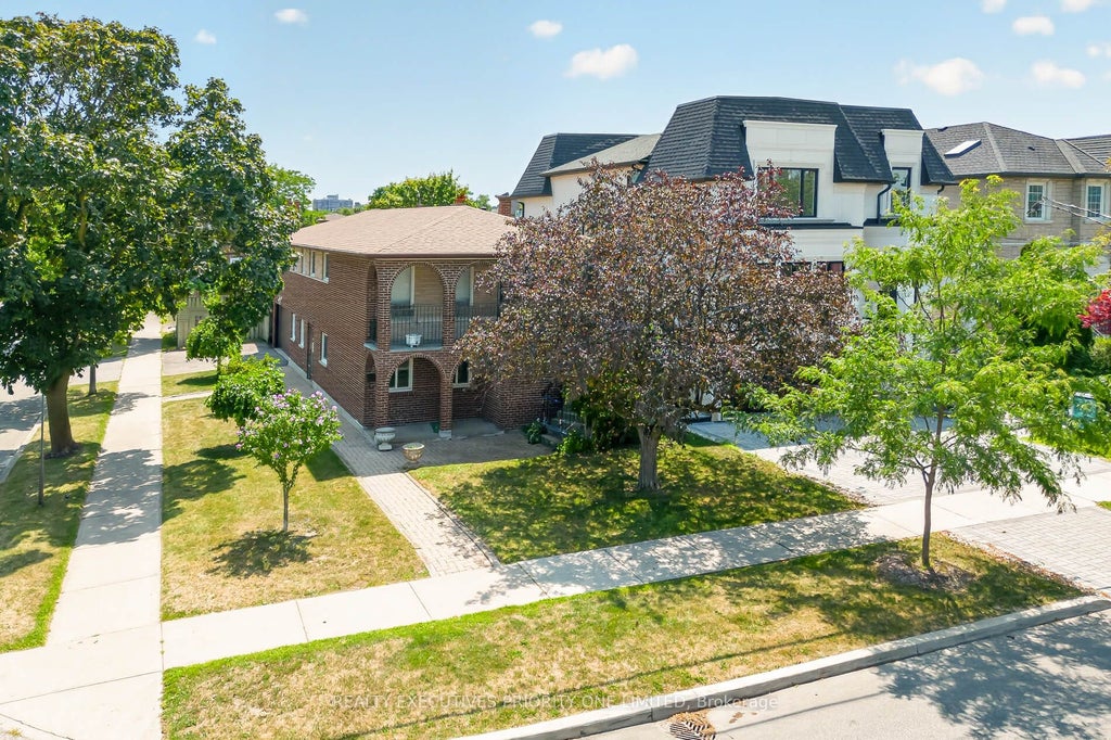 Photo of 355 Glen Park Avenue, Toronto, ON M6B 2E6 (MLS # W13879888)