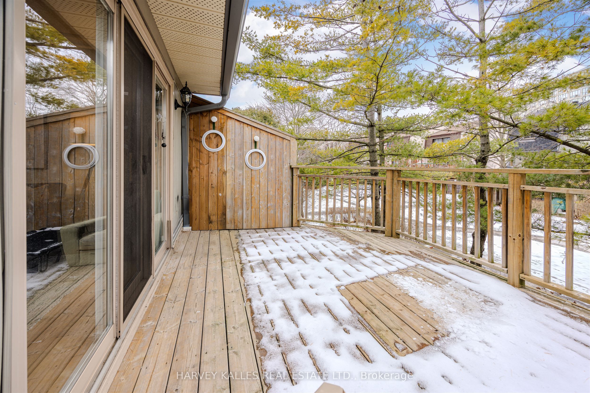 1060 Walden Circle 50