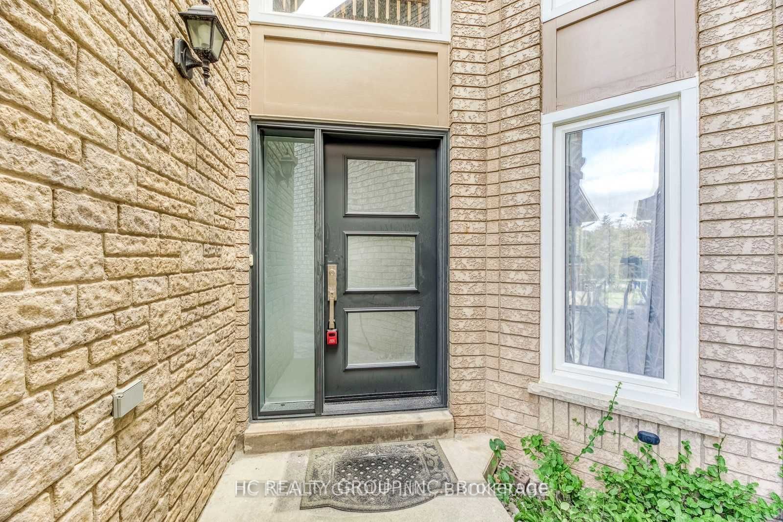 2233 Rockingham Drive