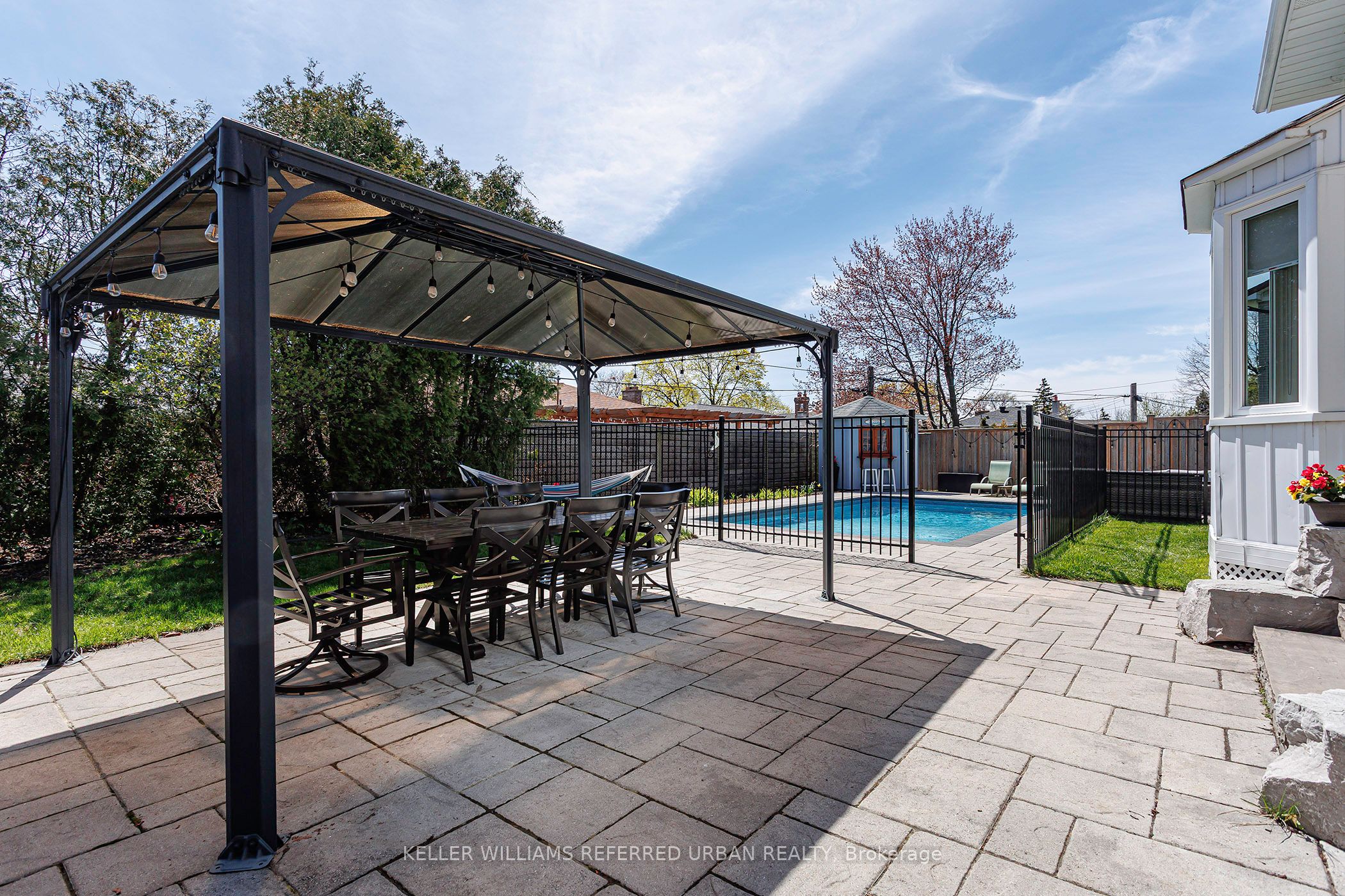 8 Markwood Crescent