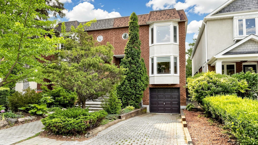Photo of 31 Bowood Avenue, Toronto, ON M4N 1Y3 (MLS # C13445640)