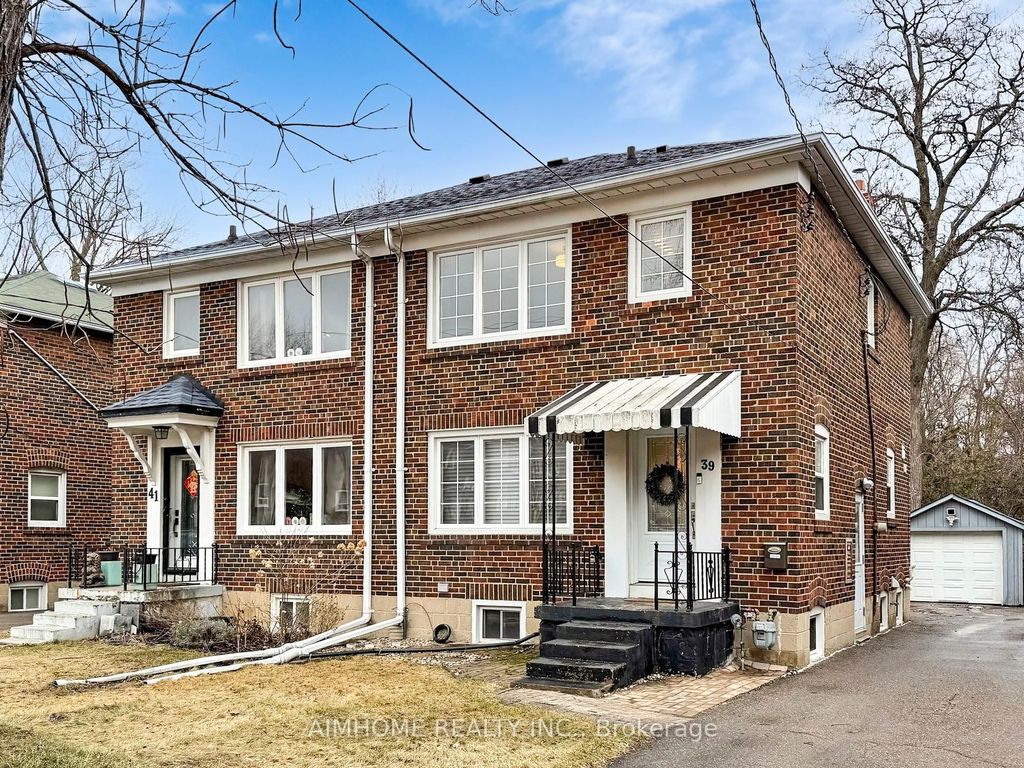 Photo of 39 Brentcliffe Road, Toronto, ON M4G 3Y4 (MLS # C12923362)