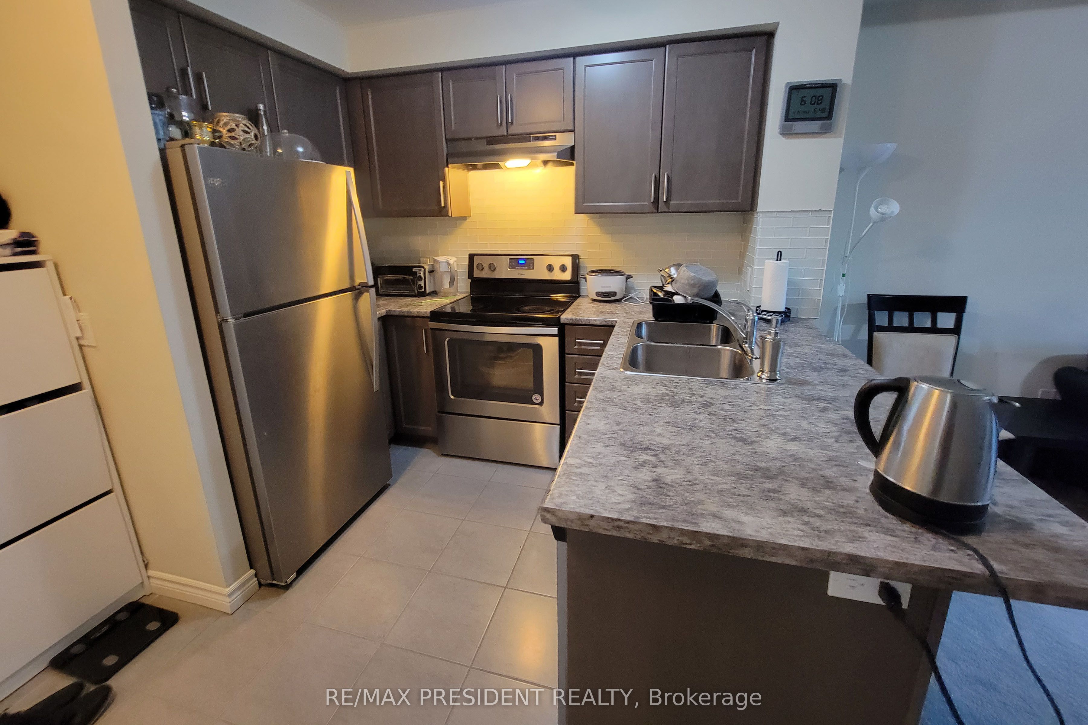 620 Sauve Street 204