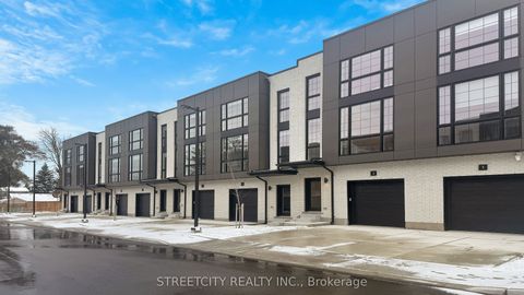 Photo of 2500 MAIN Street #15, London South, ON N6P 1T5 (MLS # X12658764)