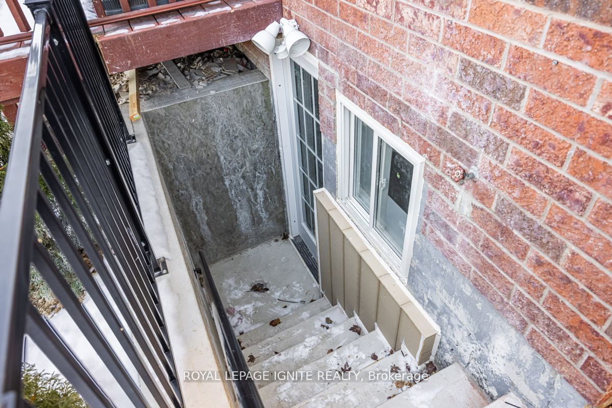 8 Bunchberry Way Bsmt