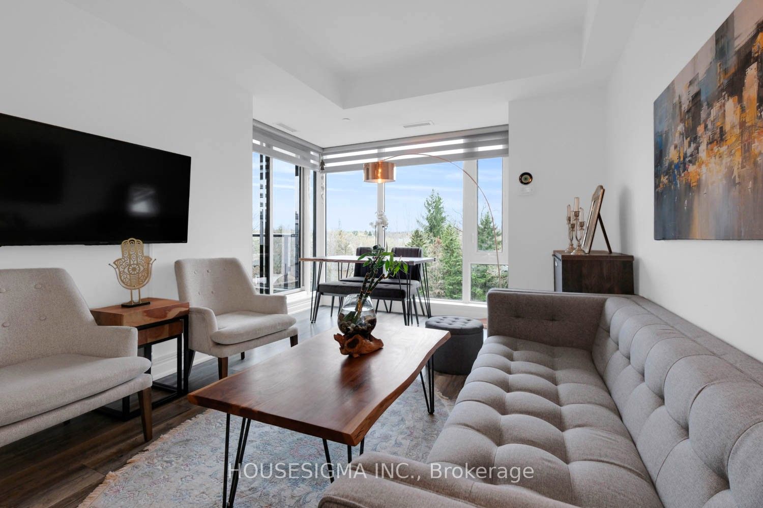 9618 Yonge Street 318