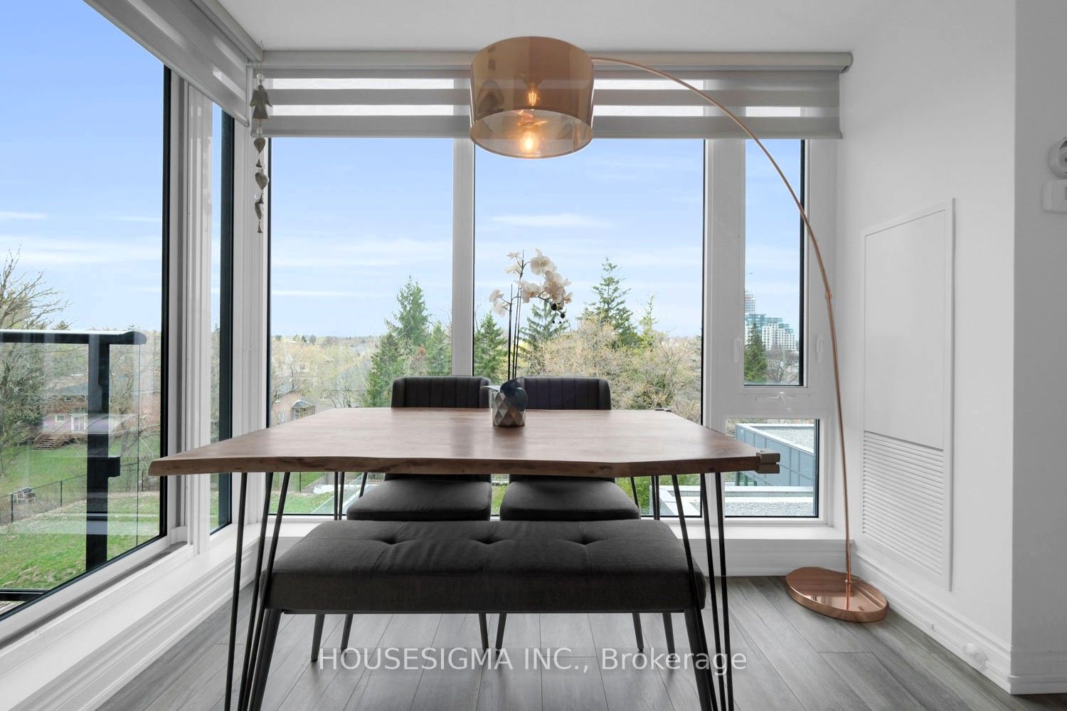 9618 Yonge Street 318