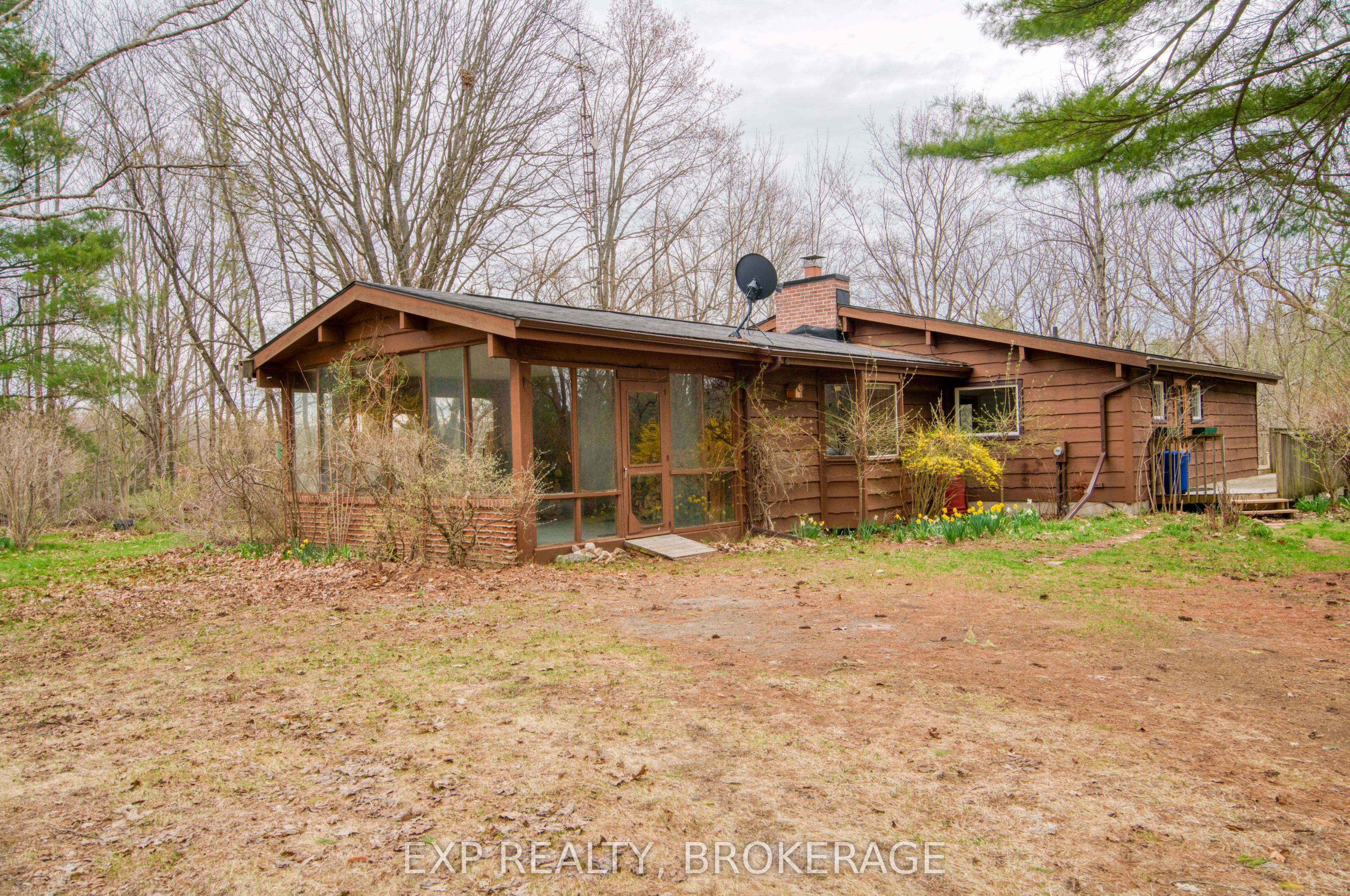 Photo 1 of 50 — 1026 DESERT CREEK Lane, Frontenac, ON K0H 1W0