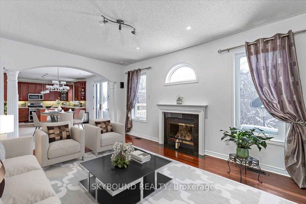 Photo of 33 Lightheart Drive, Caledon, ON L7C 1E3 (MLS # W12740354)