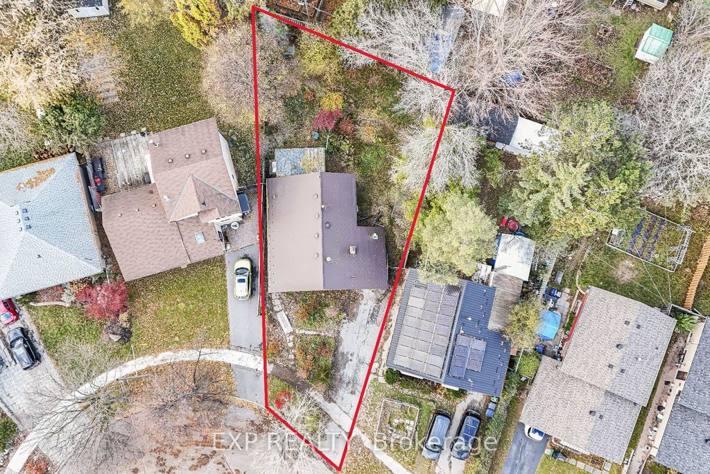 Photo of 26 Lakeland Crescent, Toronto, ON M1G 2L3 (MLS # E12569892)