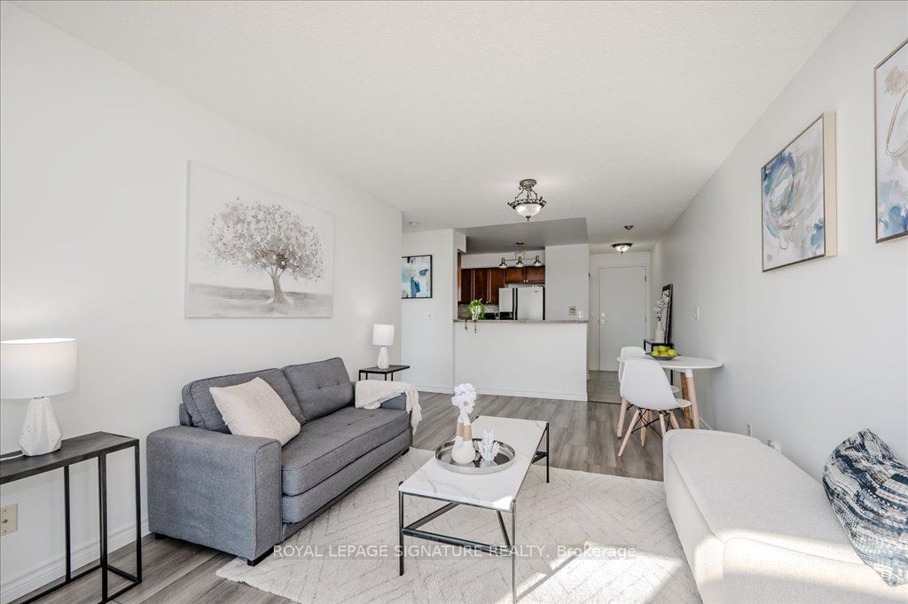 2545 Erin Centre Boulevard PH 05