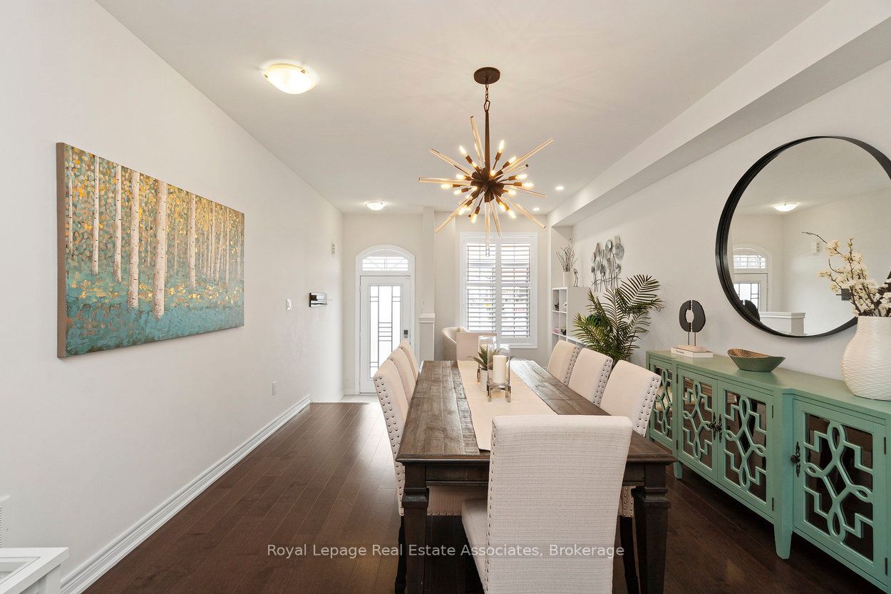 4061 Channing Crescent