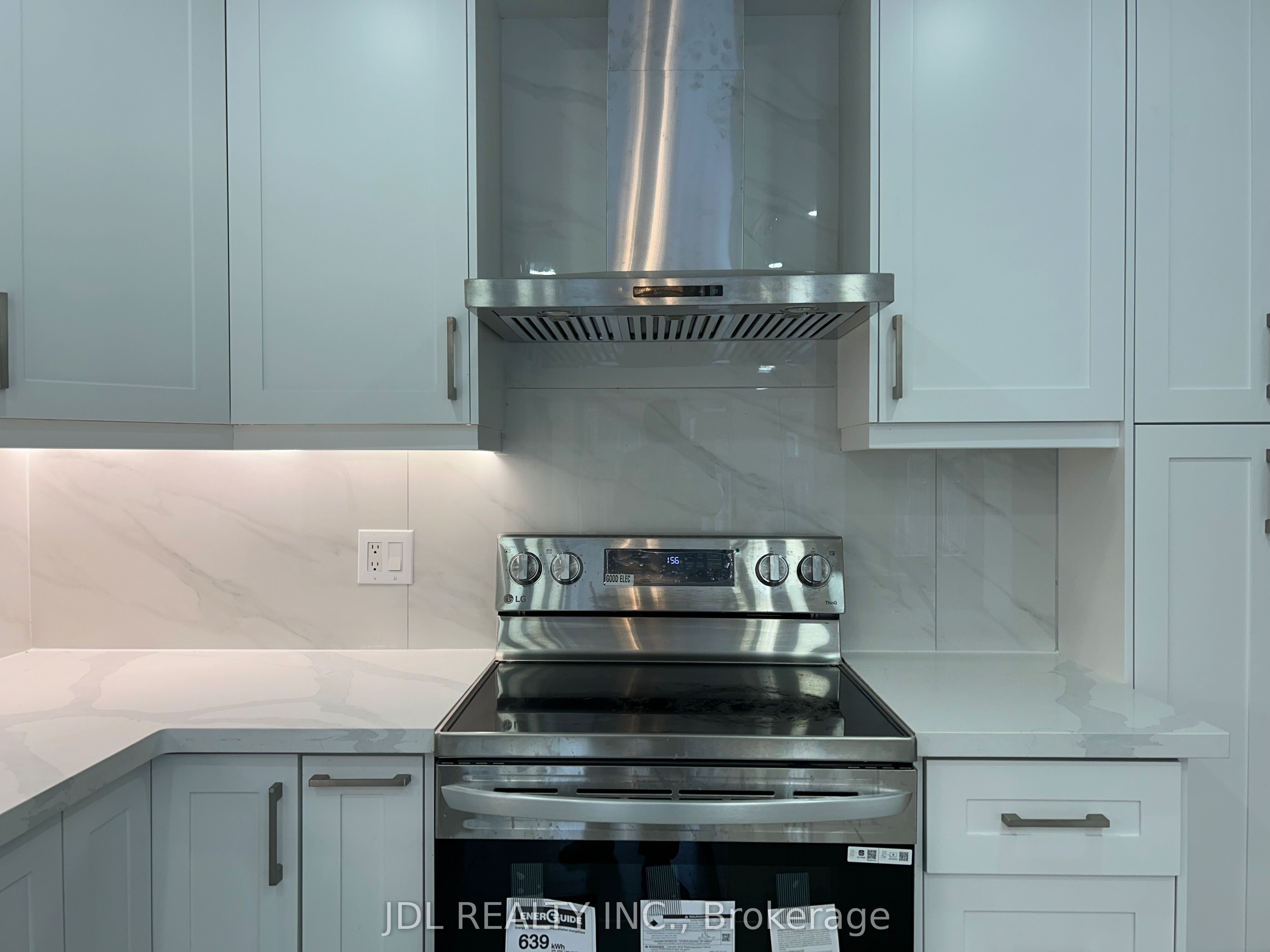 49 Melville  St Street