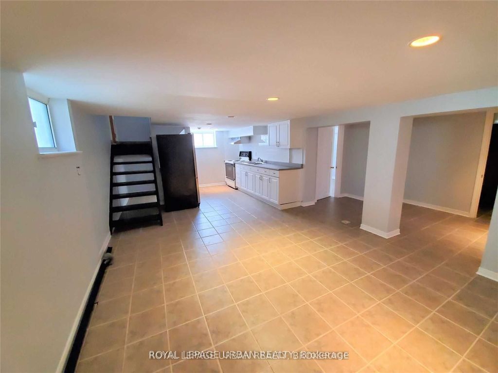 Photo of 130 Yardley Avenue, Toronto, ON M4B 2B2 (MLS # E12471181)