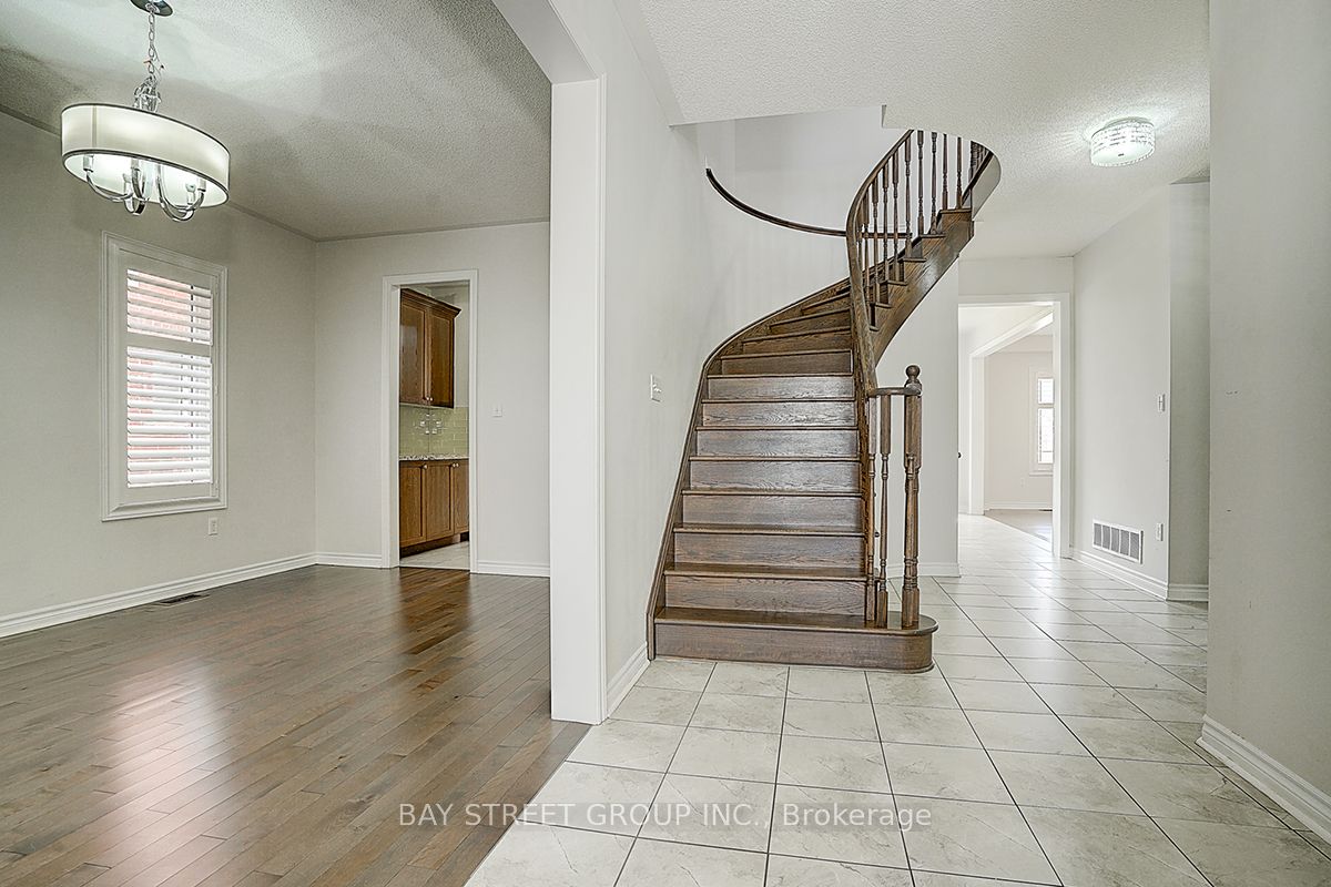 852 William Lee Avenue
