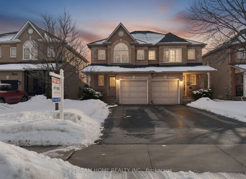 Property photo of 3746 windhaven drive, mississauga, ON l5n 7v5