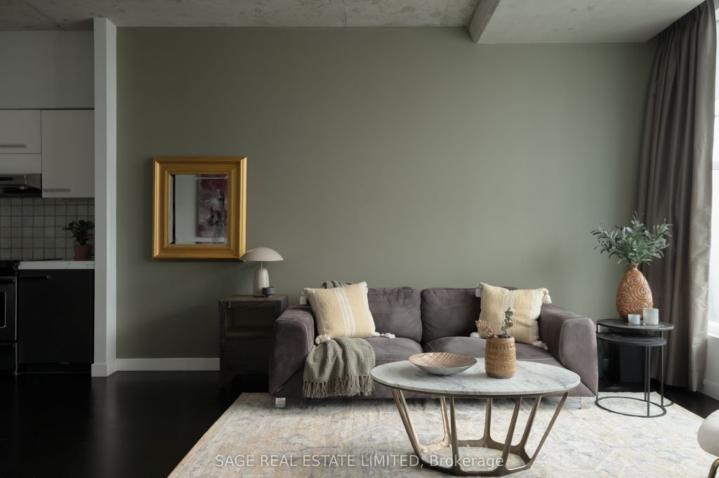 Photo of 552 Wellington Street W #1301, Toronto, ON M5V 2V5 (MLS # C12909900)