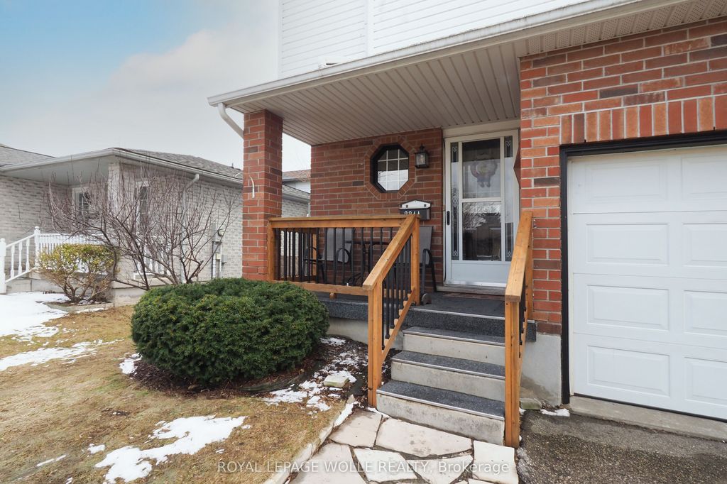 Photo of 224 Inverhuron Crescent #A, Waterloo, ON N2V 2H7 (MLS # X12917514)