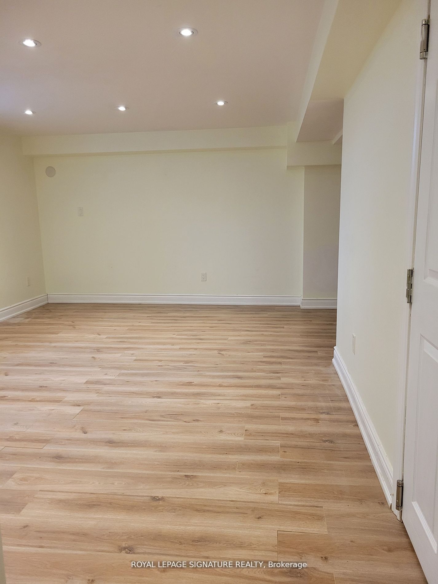 42 Ambleside Crescent Lower