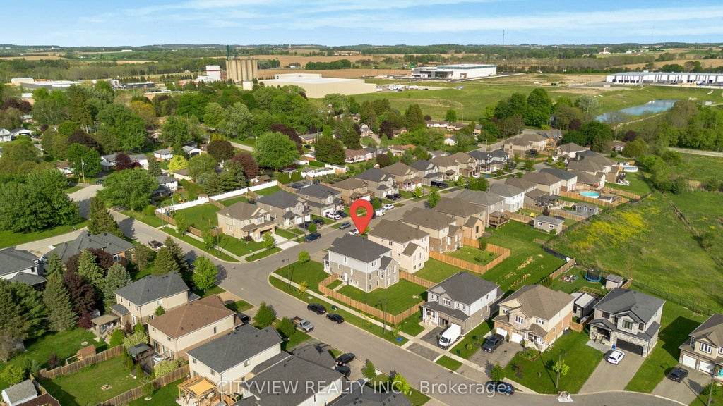 Photo of 28 Hartfield Street, Ingersoll, ON N5C 0C4 (MLS # X13235892)