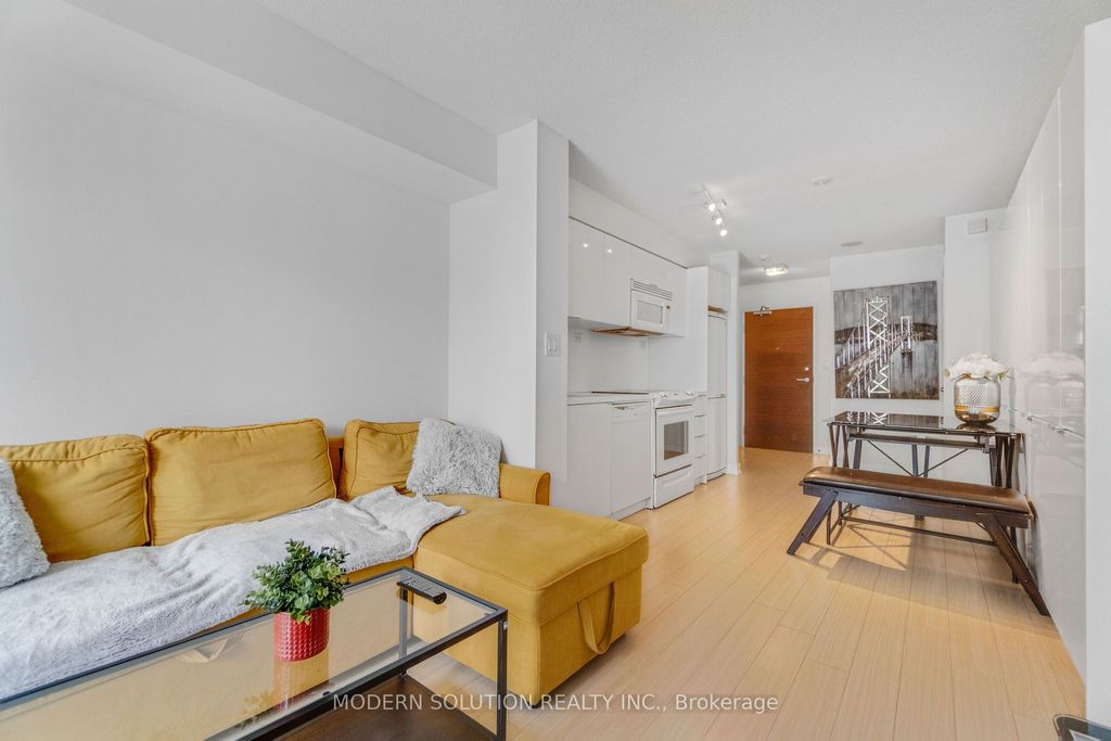 Photo of 10 Capreol Court #925, Toronto, ON M5V 4B3 (MLS # C12451388)