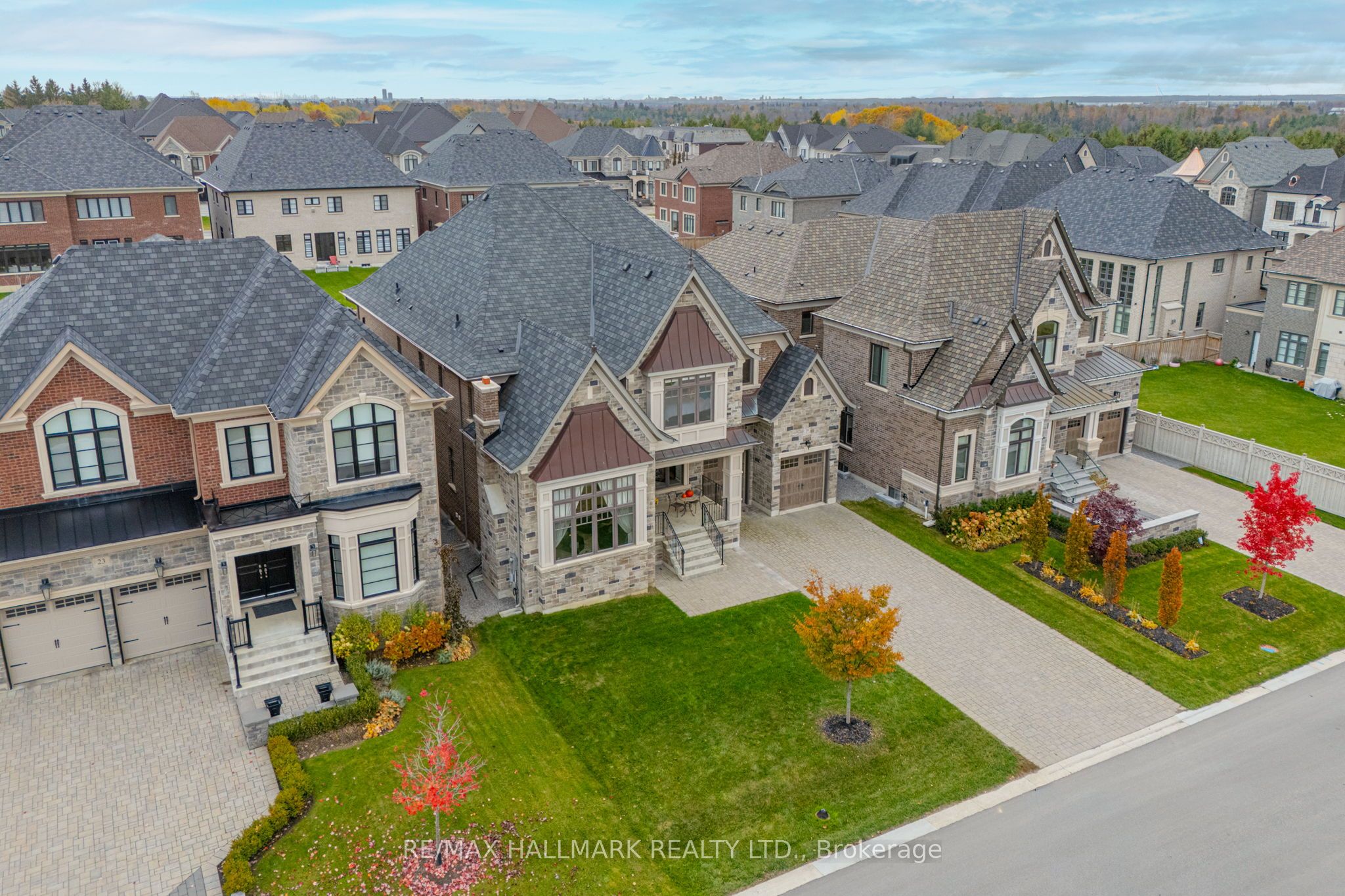 29 Secret Garden Court