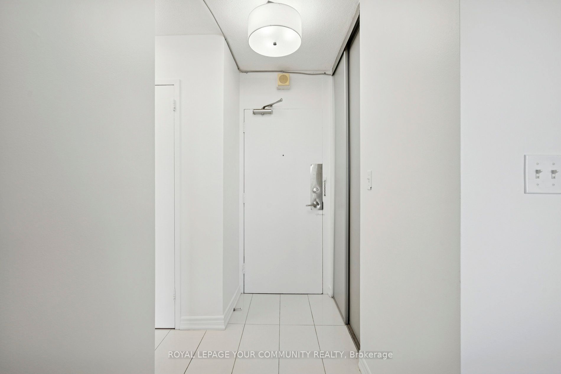 40 Homewood Avenue 1606