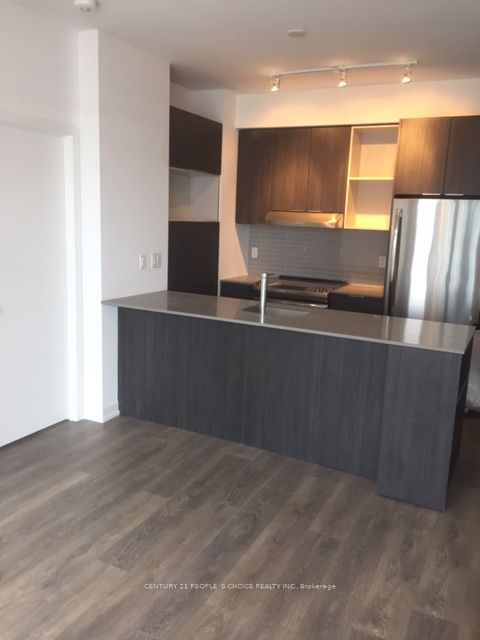 2520 Eglinton Avenue W 1222