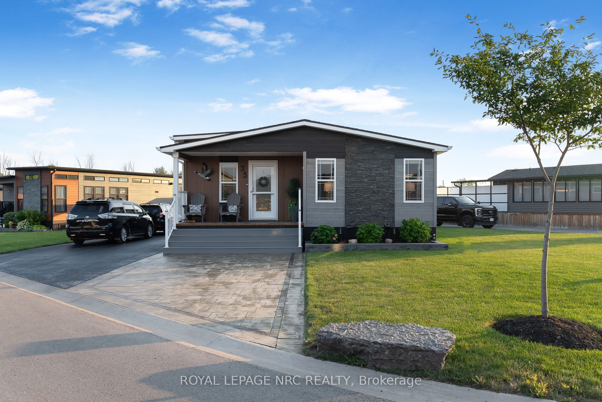 Photo 1 of 41 — 35 Quarry Meadows N/A, Port Colborne, ON L0S 1R0