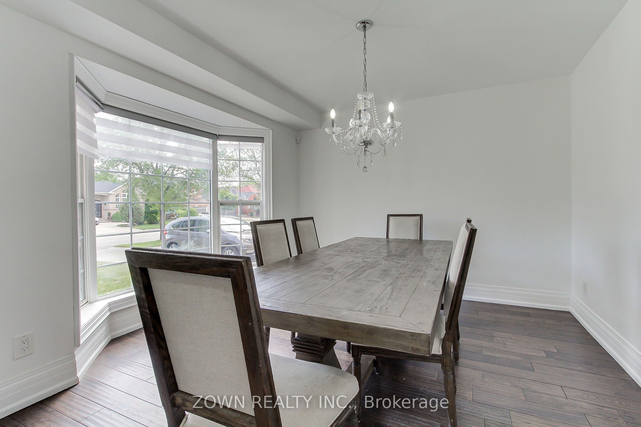 2310 Grand Oak Trail