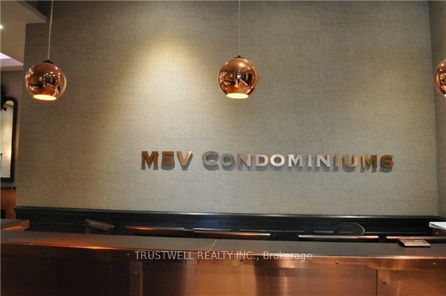 Photo of 375 King Street W #1510, Toronto, ON M5V 1K5 (MLS # C13750076)