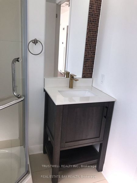 375 King Street W 1510